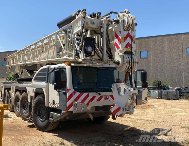 Demag AC 250-5 Mobile and all terrain cranes