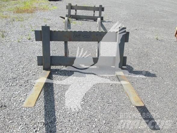  CE CAT 420 Forks