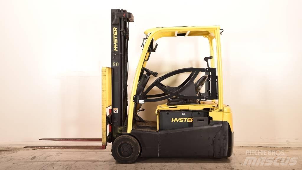 Hyster J2.0XNT LWB Electric Forklifts