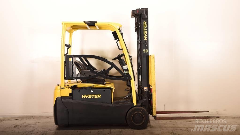 Hyster J2.0XNT LWB Electric Forklifts