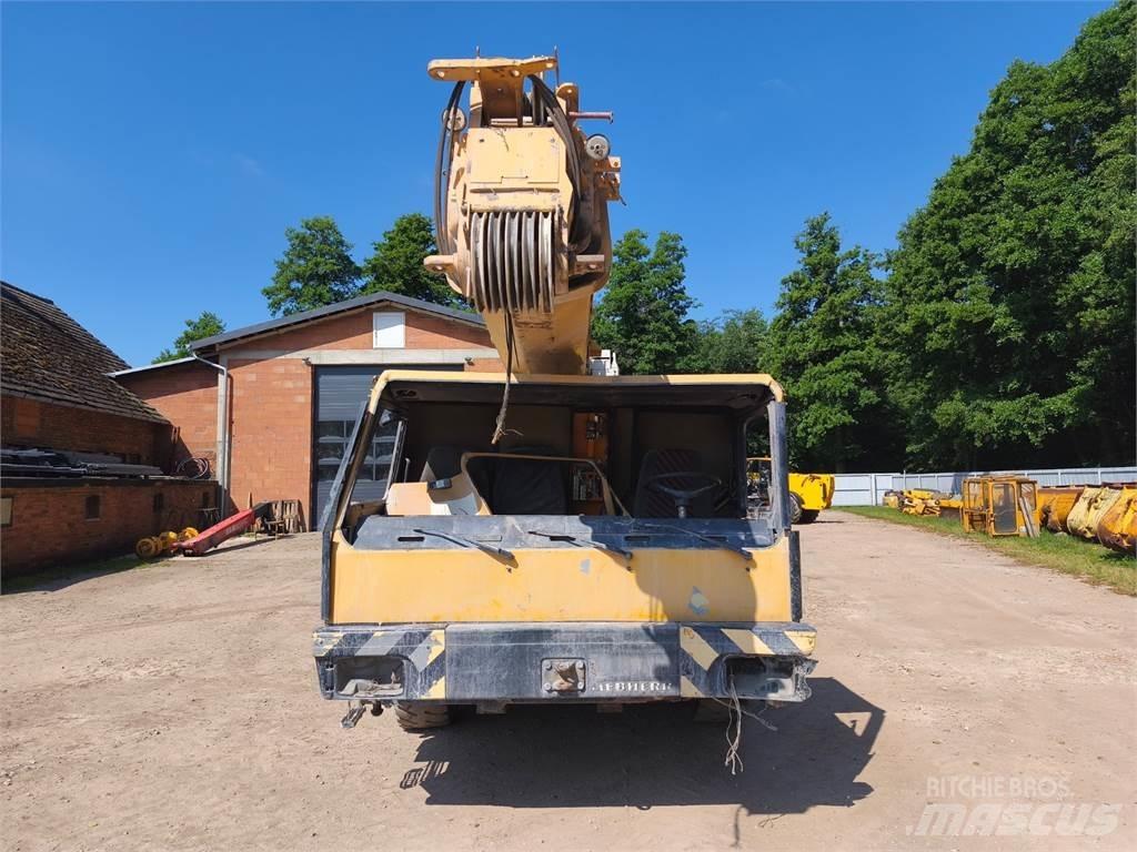 Liebherr LTM 1025 Cab & Chassis Trucks