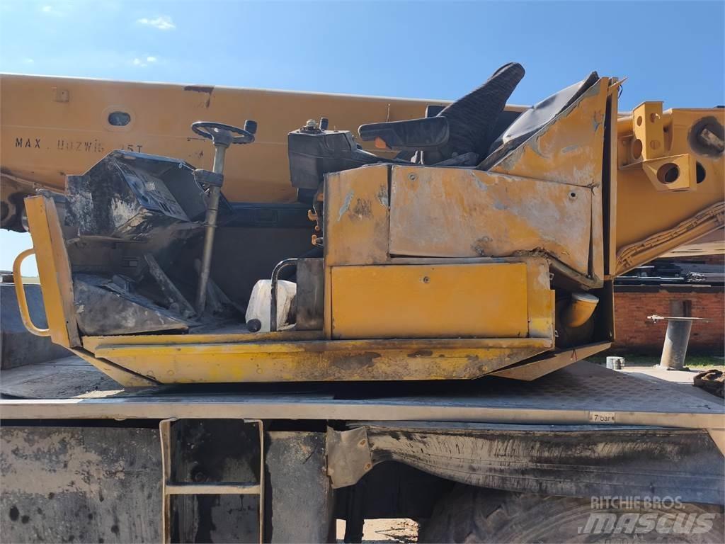 Liebherr LTM 1025 Cab & Chassis Trucks