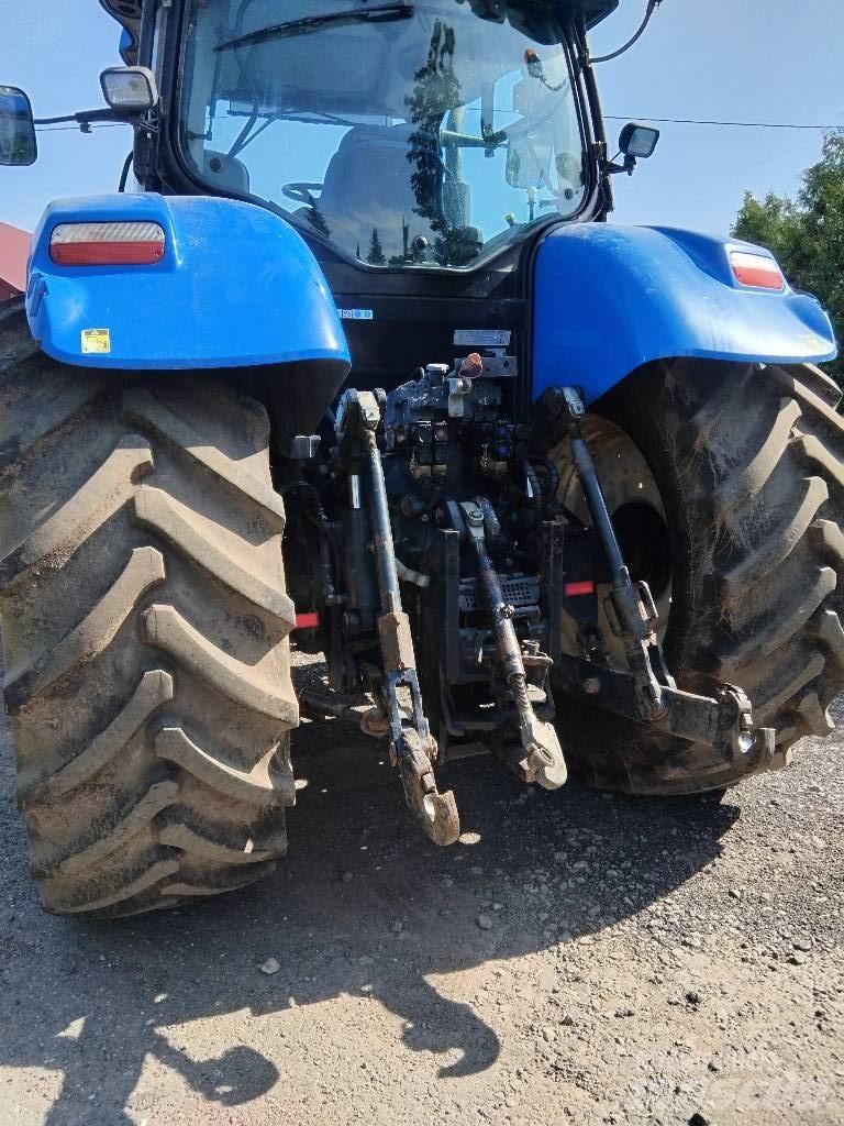 New Holland T7030 Tractors