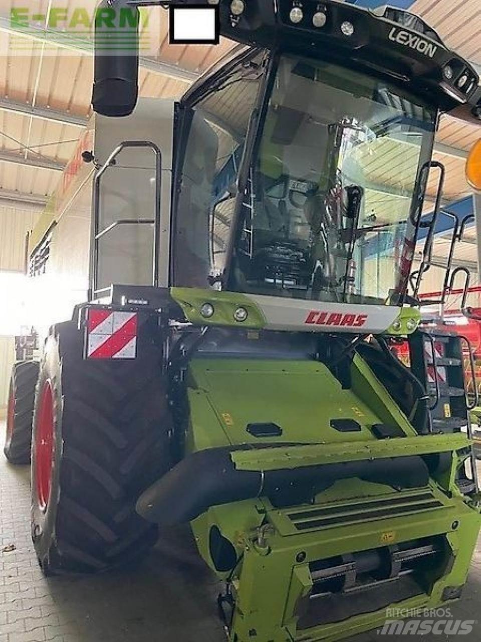 CLAAS lexion 7700 Combine Harvesters