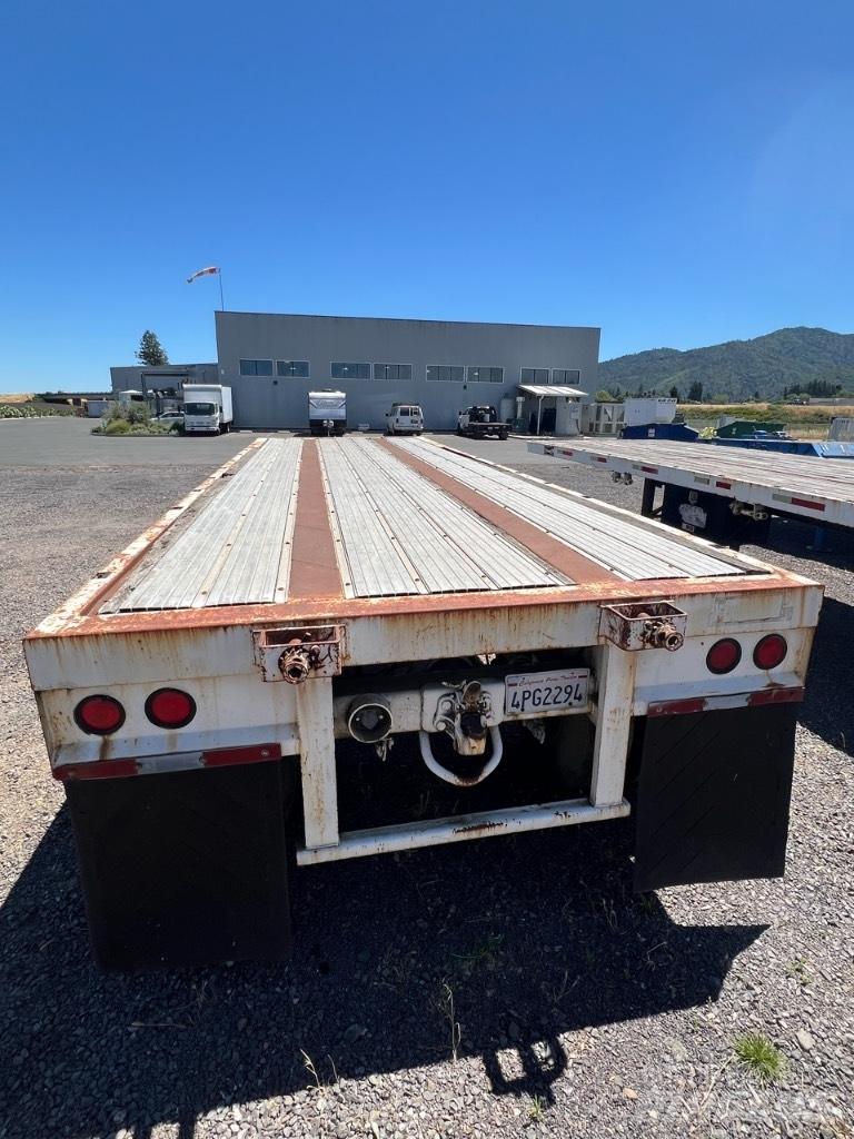 Trail King 1990 Flatbed Trailers