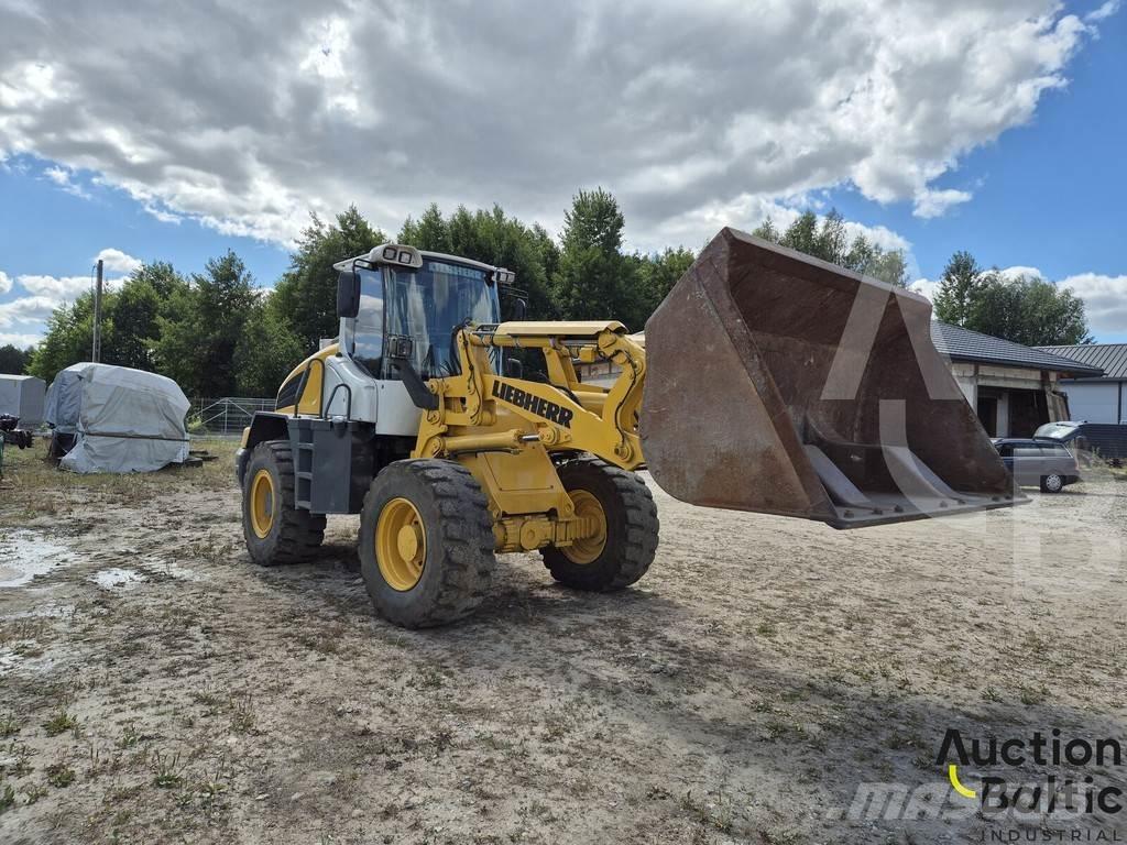 Liebherr L 524 Wheel loaders