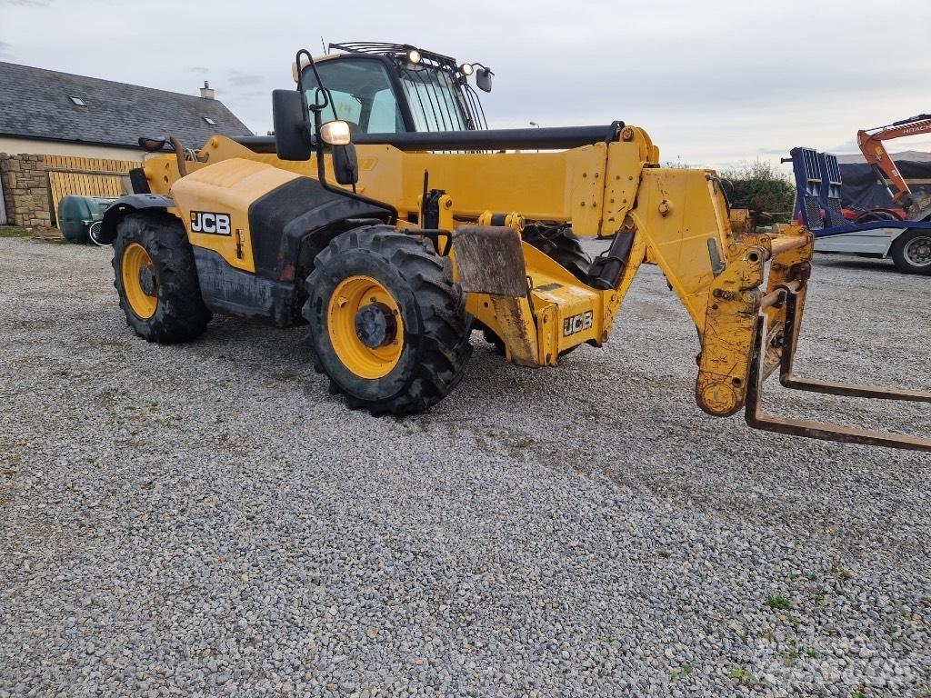 JCB 535-140 Telescopic Handlers