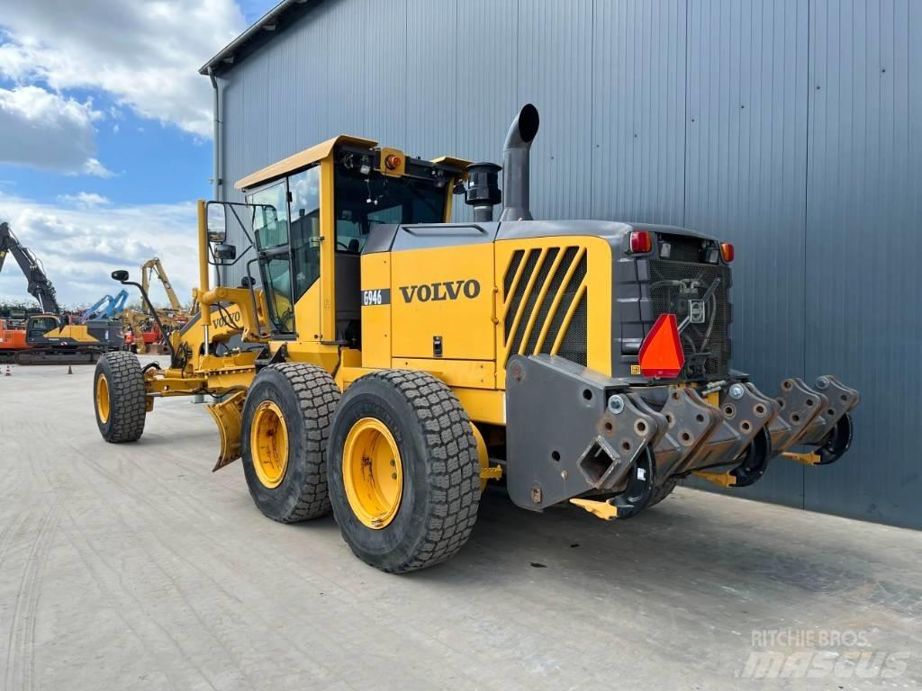 Volvo G946 Motor Graders