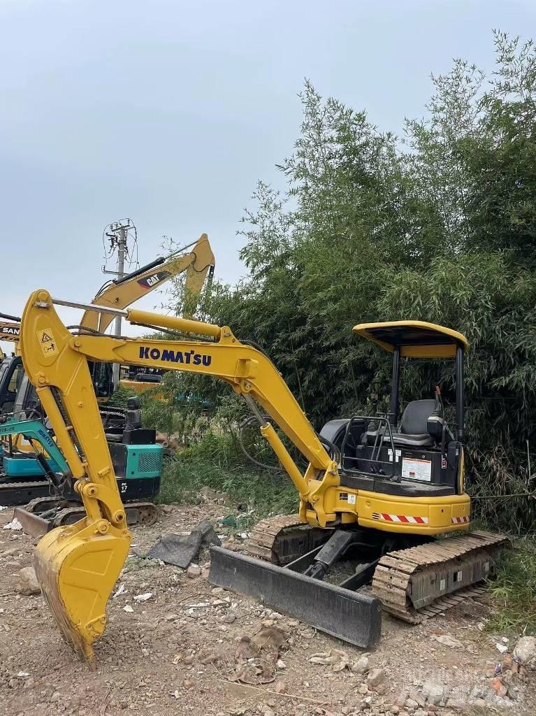 Komatsu PC35 Mini Excavators <7t (Mini Diggers)