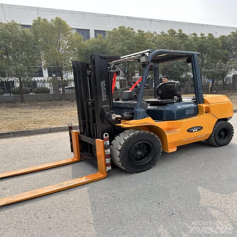 Toyota 02-7FDA50 Diesel Forklifts