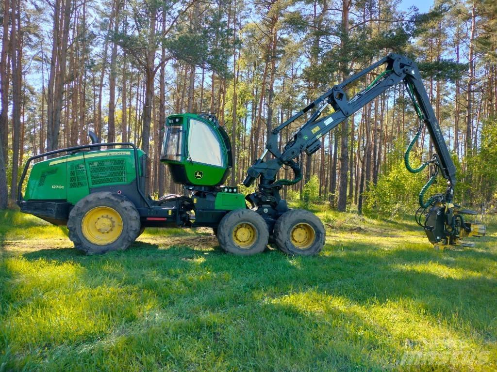 John Deere 1270 G Harvesters