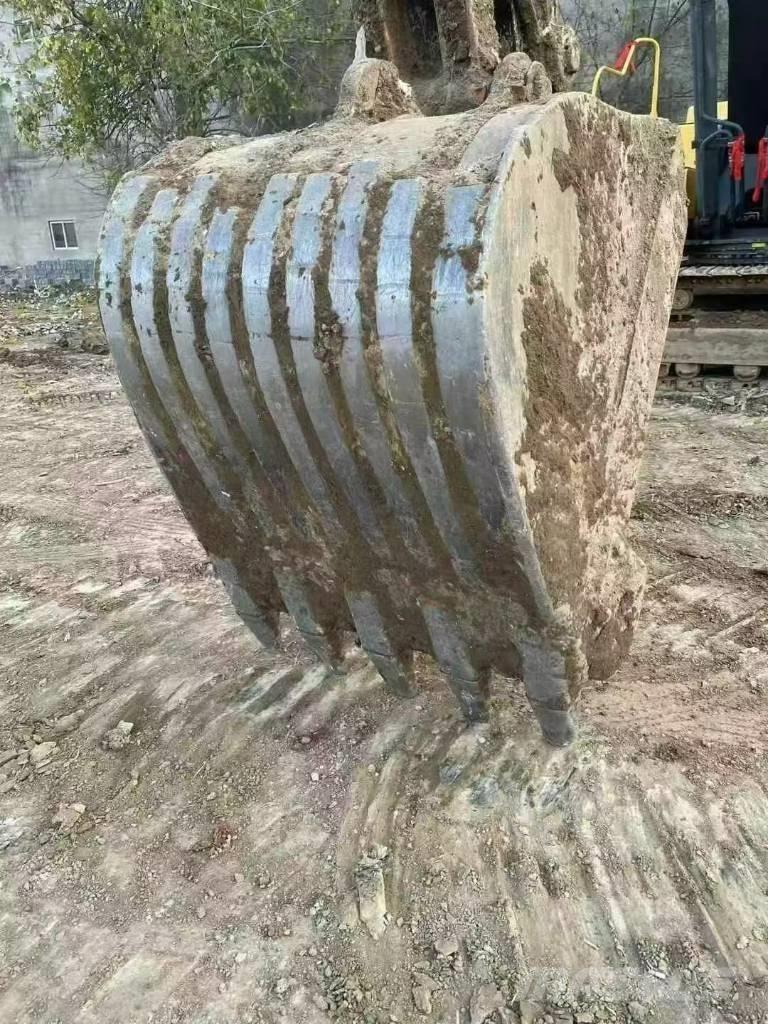 Volvo EC 350DL Crawler excavators