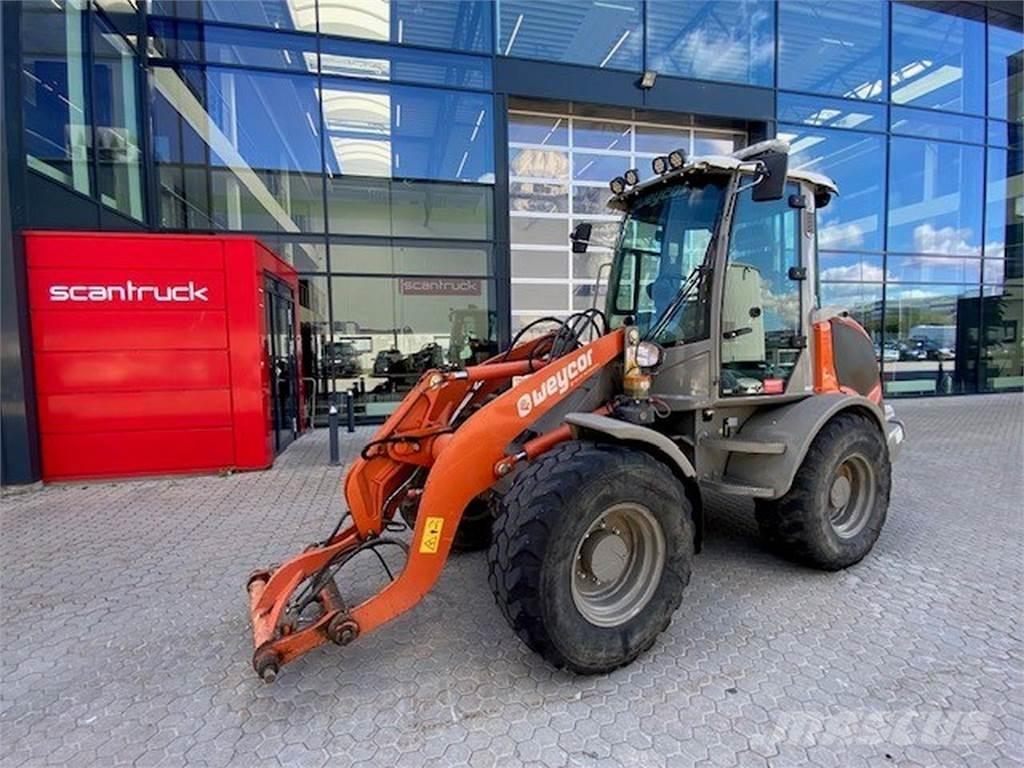 Weycor AR420 Multi purpose loaders