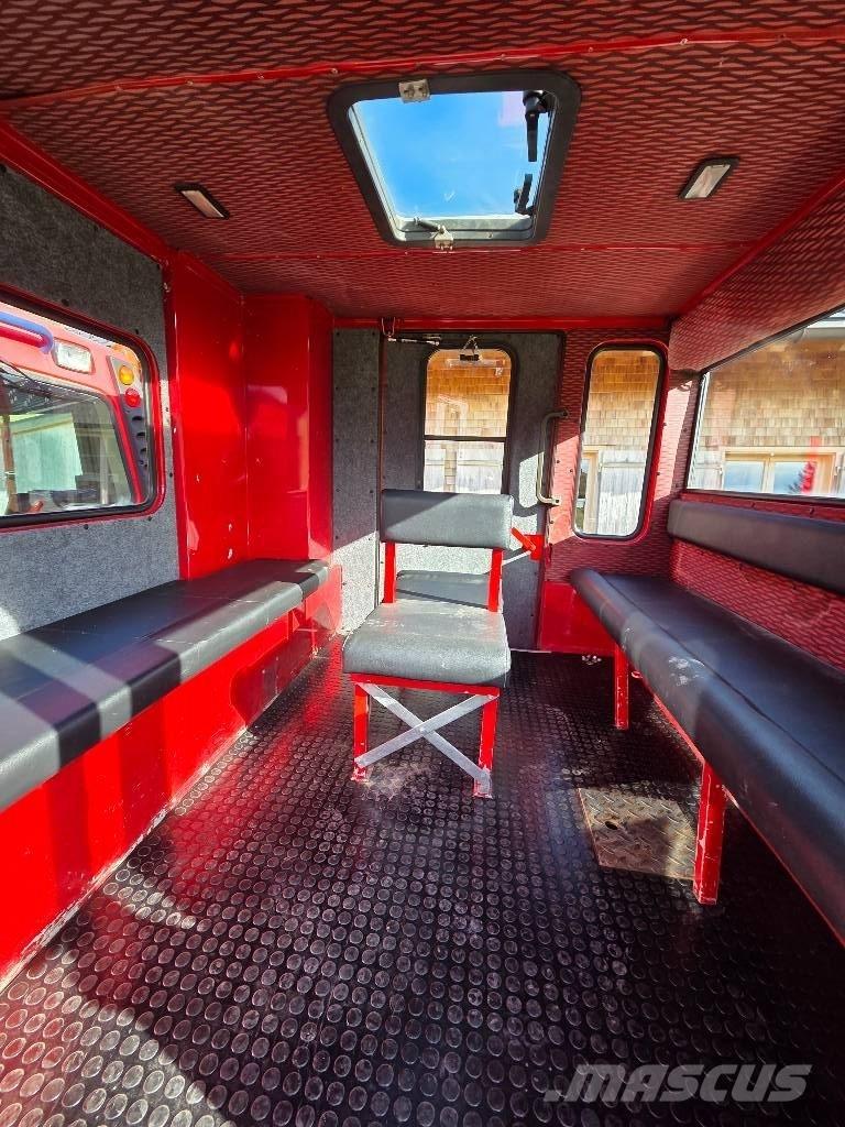  Pistenbully 300 DD Snow Grooming Equipment