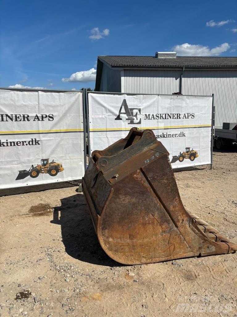 ukendt Graveskovl Buckets