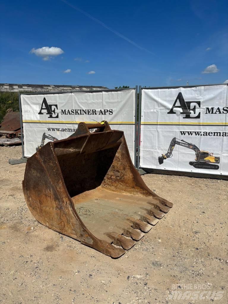 ukendt Graveskovl Buckets