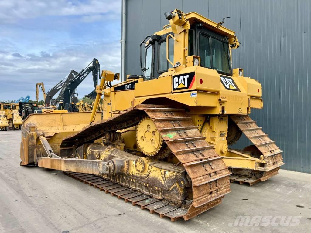 CAT D6T LGP Crawler dozers