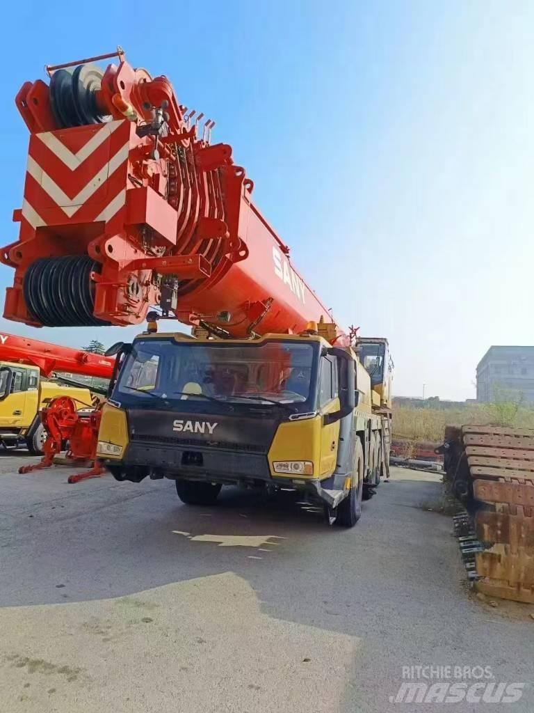 Sany SAC3000C8-8 Mobile and all terrain cranes