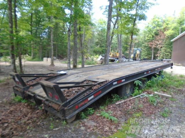 Utility P127D Flatbed Trailers