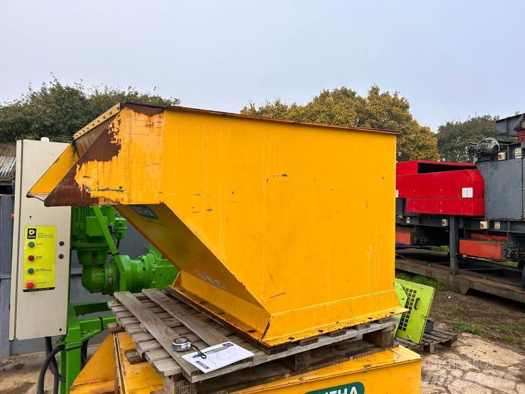 Untha RS50 Feed Hood Waste / Recycling & Quarry Attachments