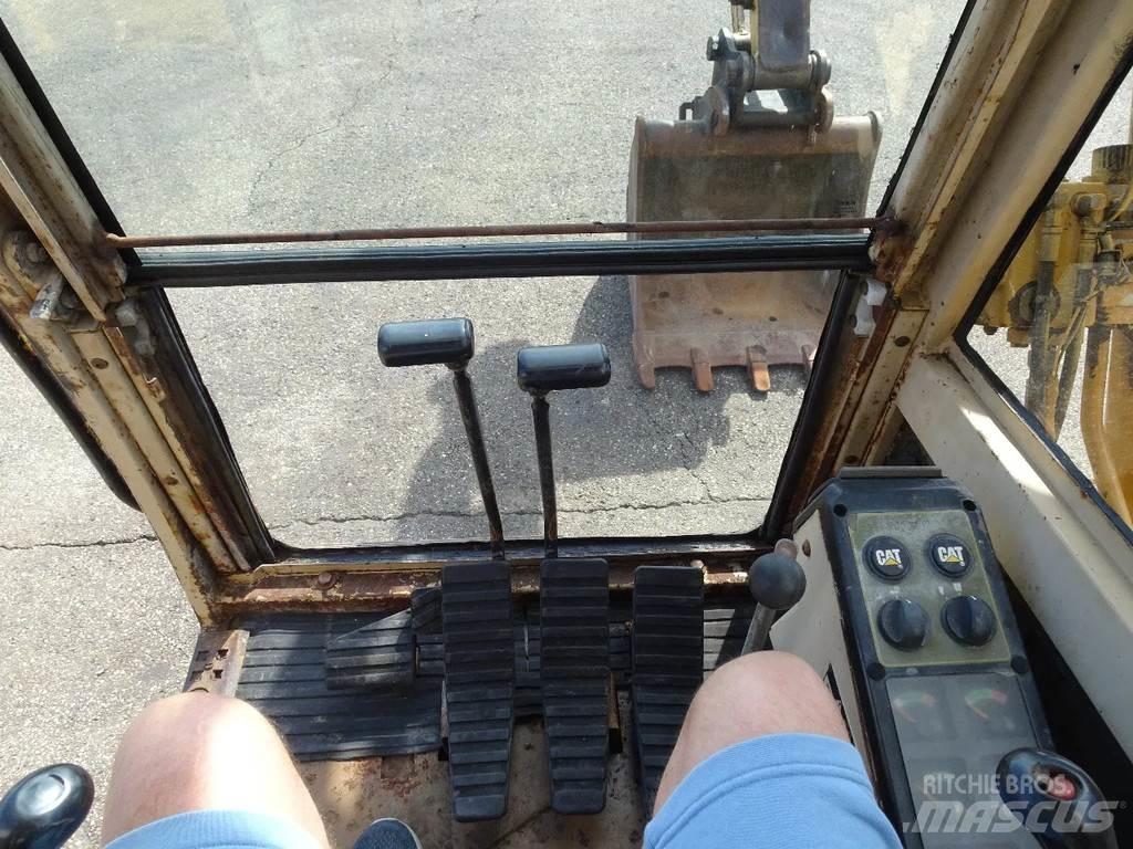 CAT 307 Mini Excavators <7t (Mini Diggers)