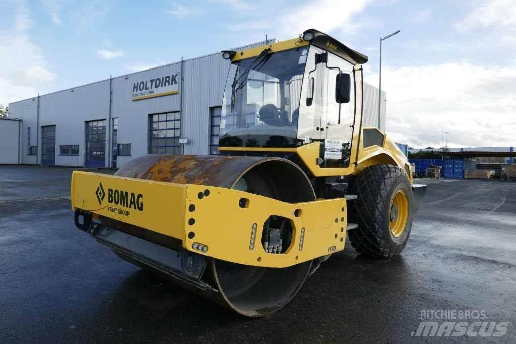 Bomag BW 213 D-5 Soil Compactors