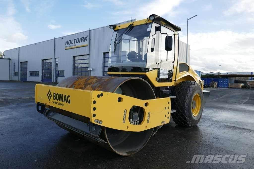 Bomag BW 213 D-5 Soil Compactors