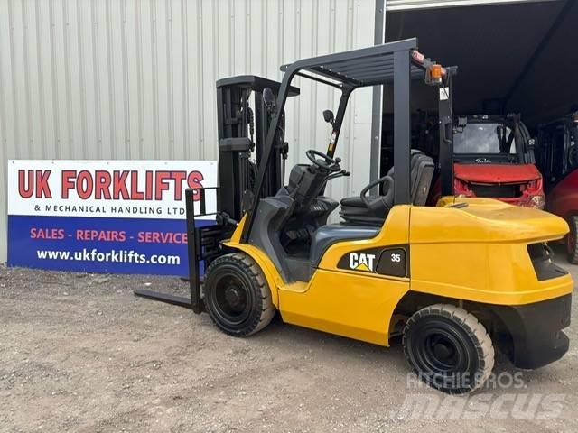 CAT DP 35 N Diesel Forklifts