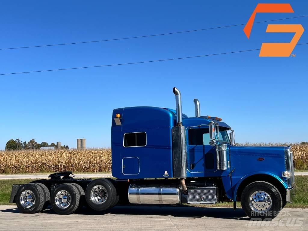 Peterbilt 388 Conventional Trucks / Tractor Trucks