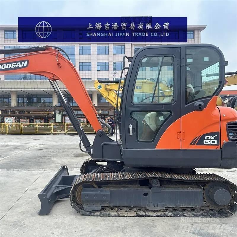 Doosan DX 60 Mini Excavators <7t (Mini Diggers)