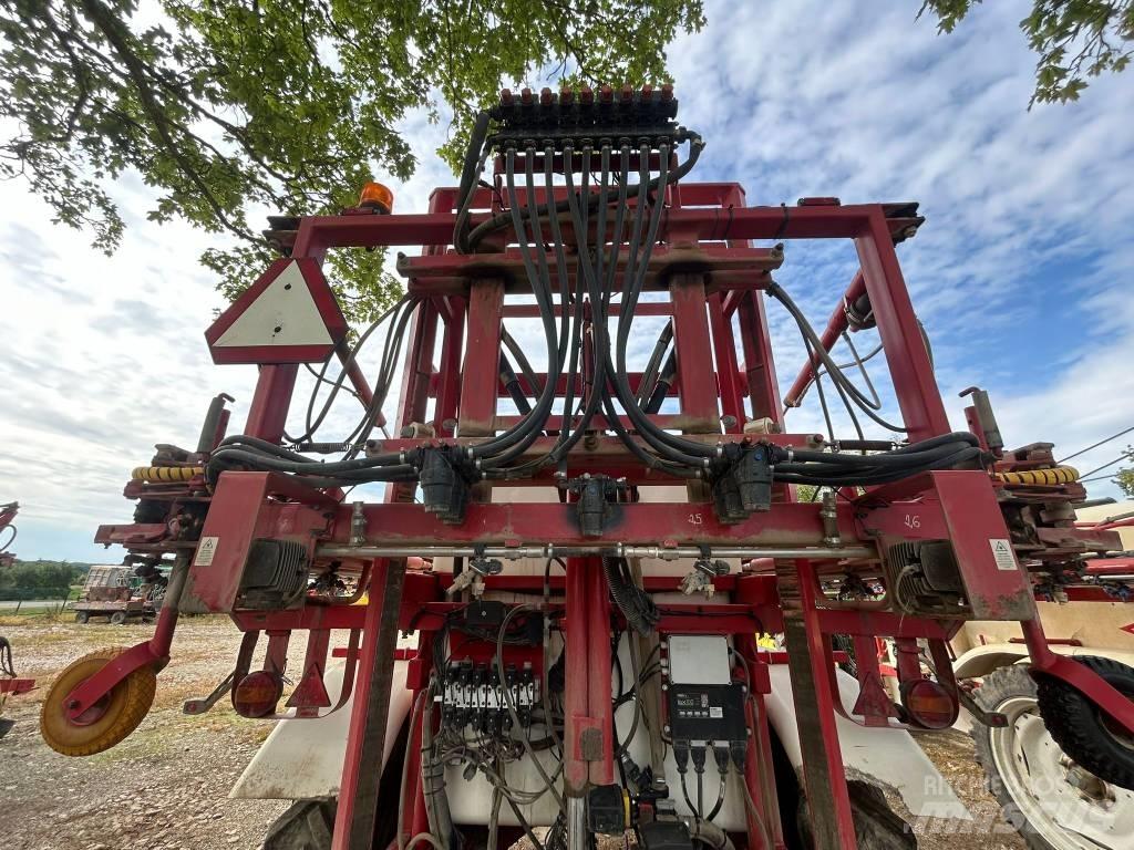 Lindus 7000 Trailed sprayers