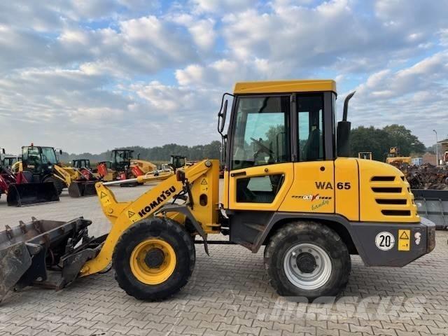 Komatsu WA 65-3 Wheel Loaders