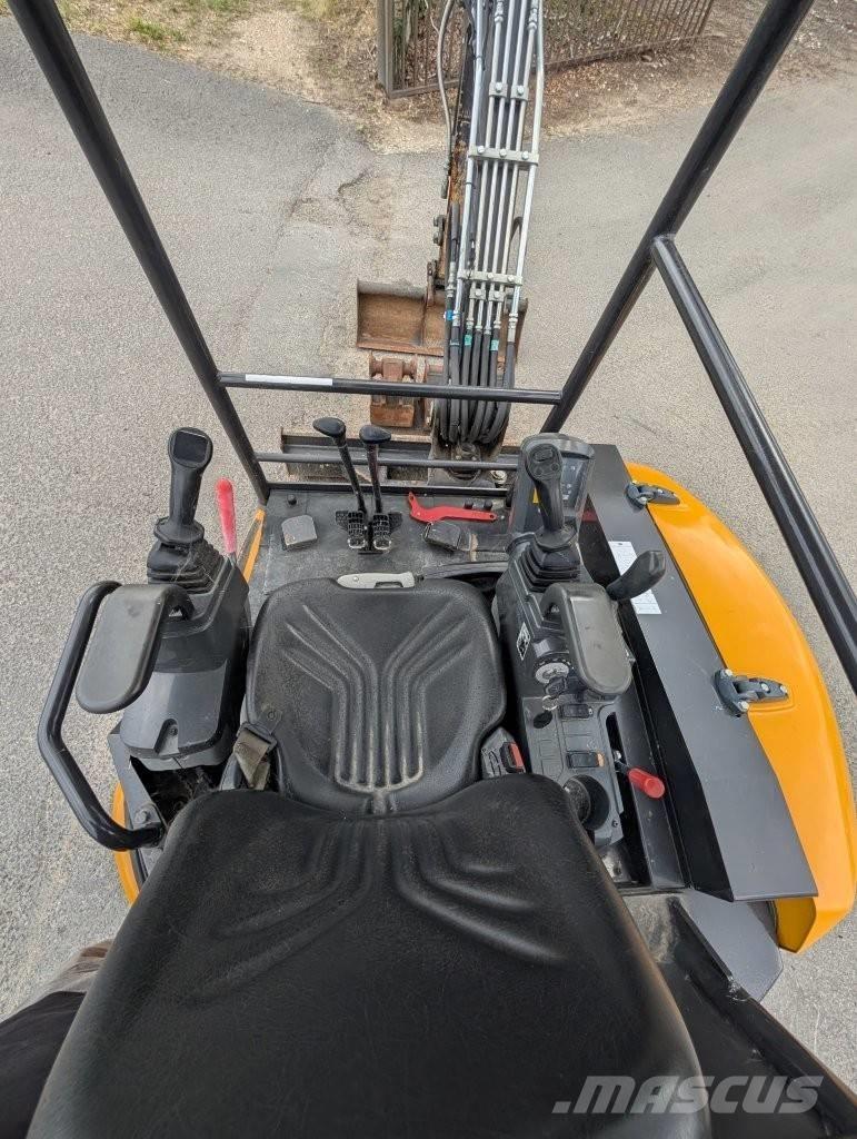 Kato 27 V5 Mini Excavators <7t (Mini Diggers)
