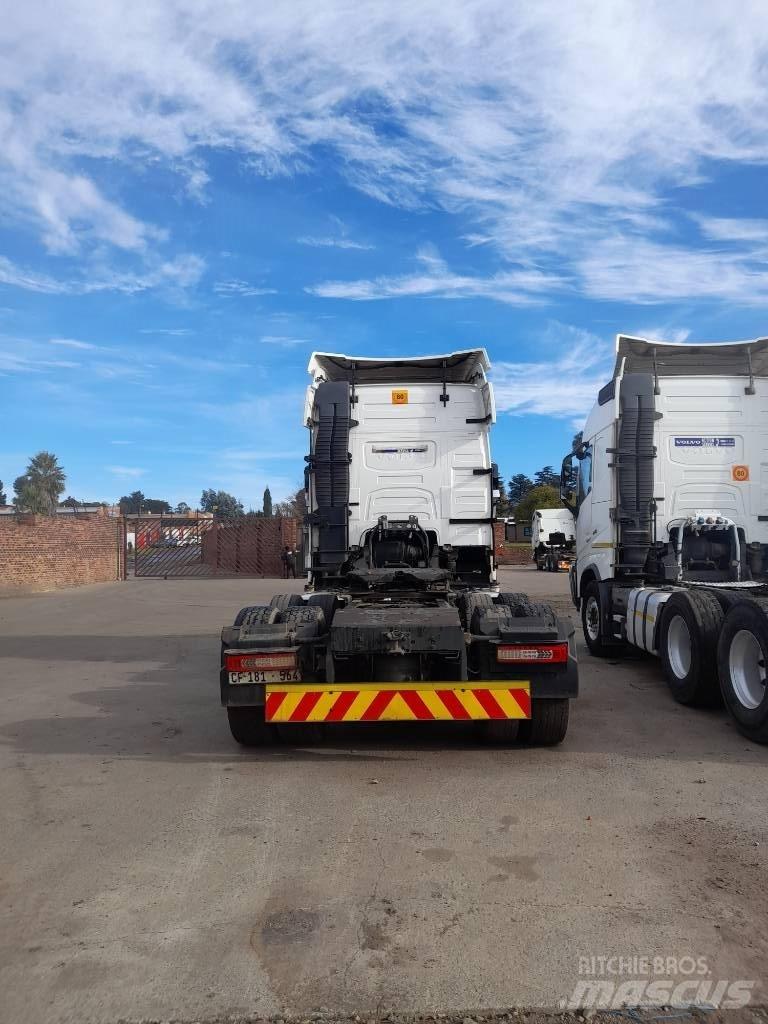 Volvo FH 440 Conventional Trucks / Tractor Trucks
