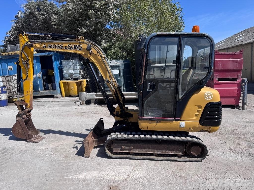 CAT 302.5 Mini Excavators <7t (Mini Diggers)