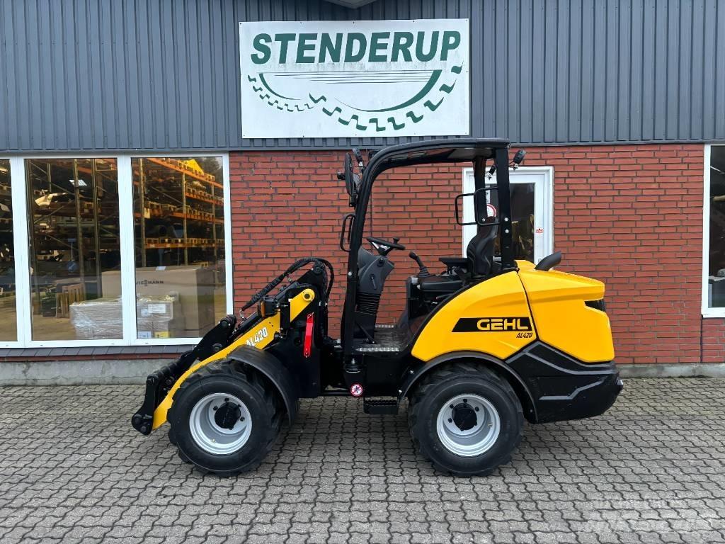 Gehl AL420 Mini Loader