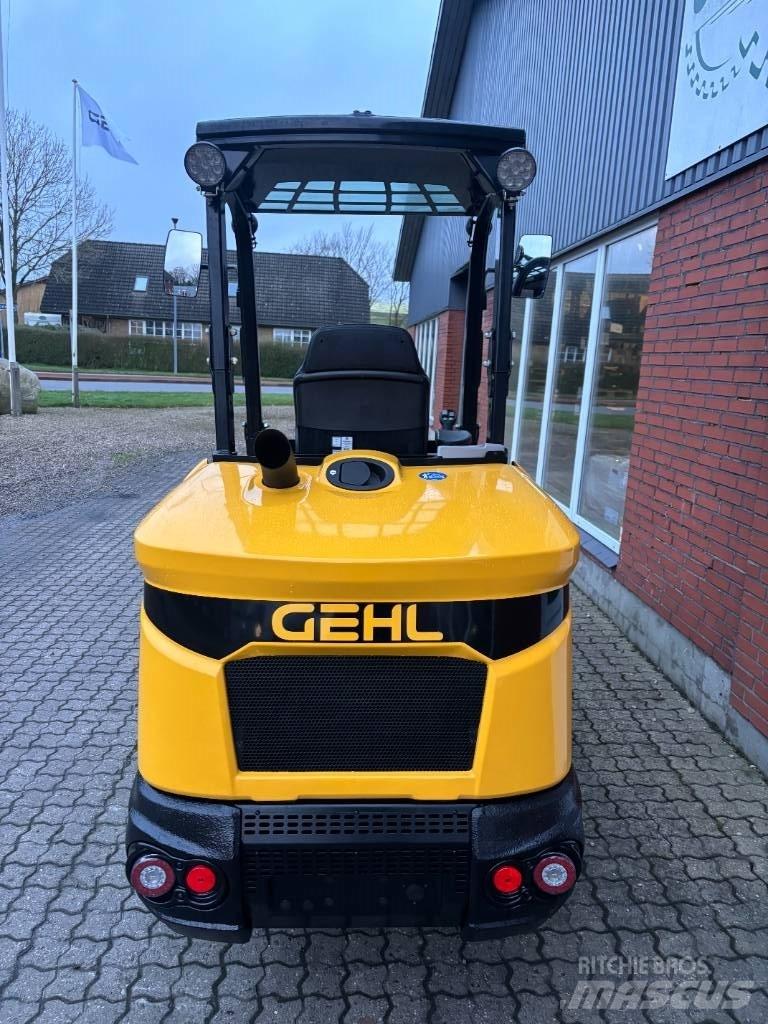Gehl AL420 Mini Loader