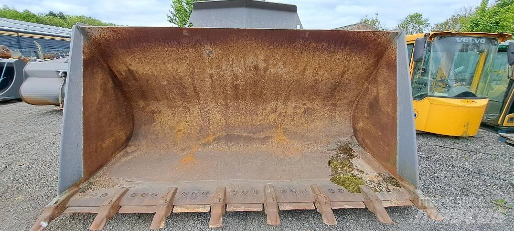 Volvo L 220 H Wheel Loaders