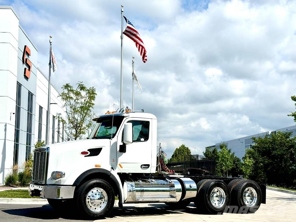 Peterbilt 567 Conventional Trucks / Tractor Trucks