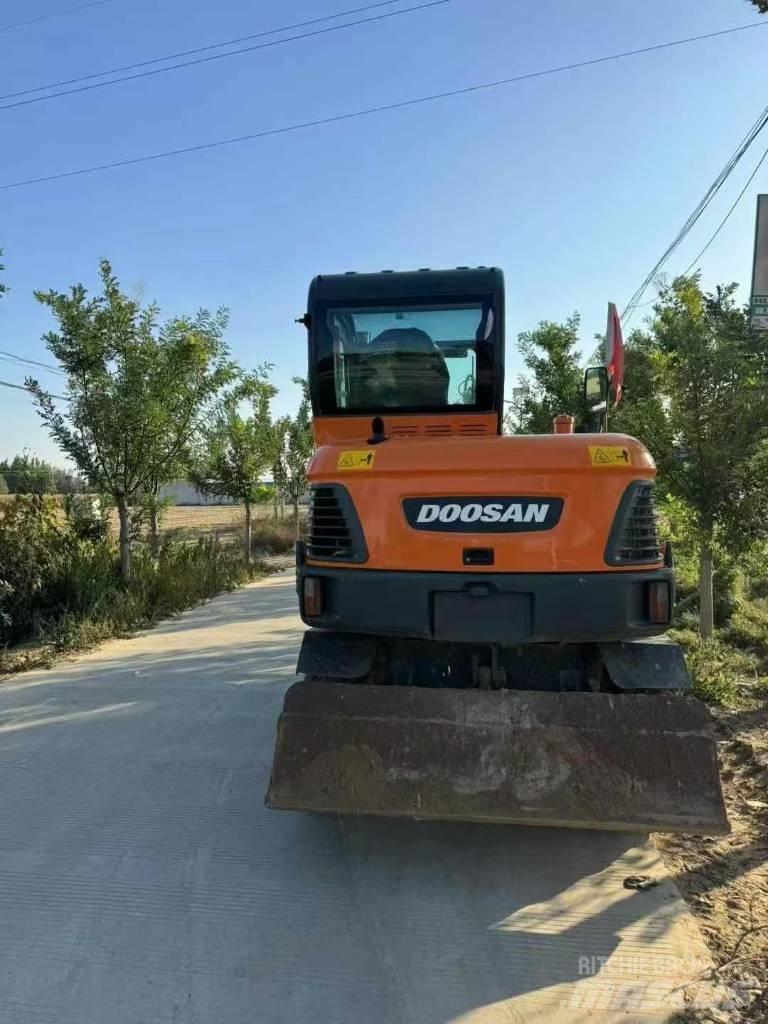 Doosan DX 60 Mini Excavators <7t (Mini Diggers)