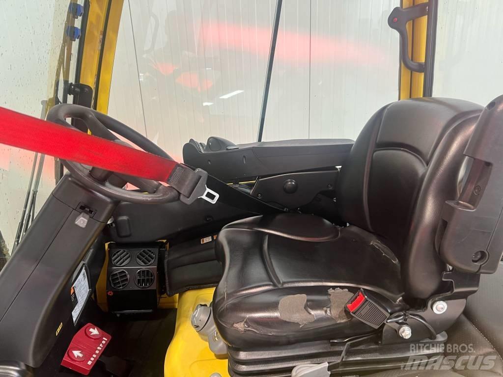 Hyster J1.8XNT LWB Electric Forklifts