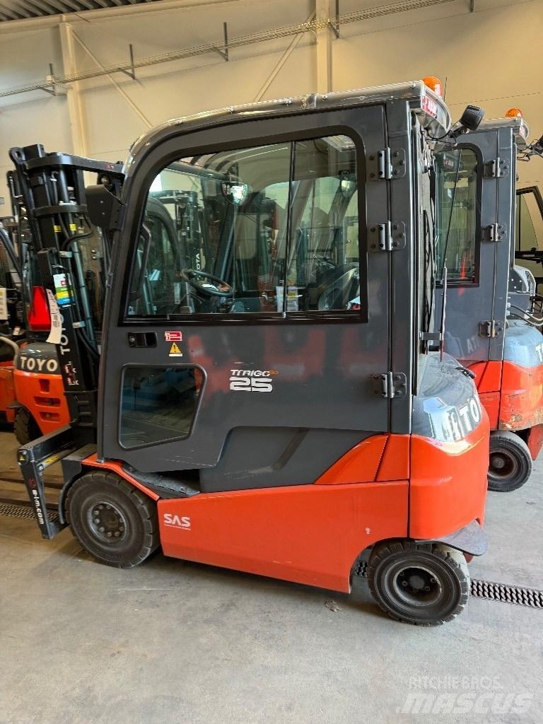 Toyota 8FBMKT25 Electric Forklifts