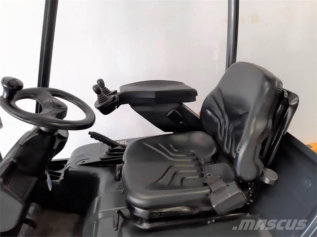 Linde E16C 02 Electric Forklifts