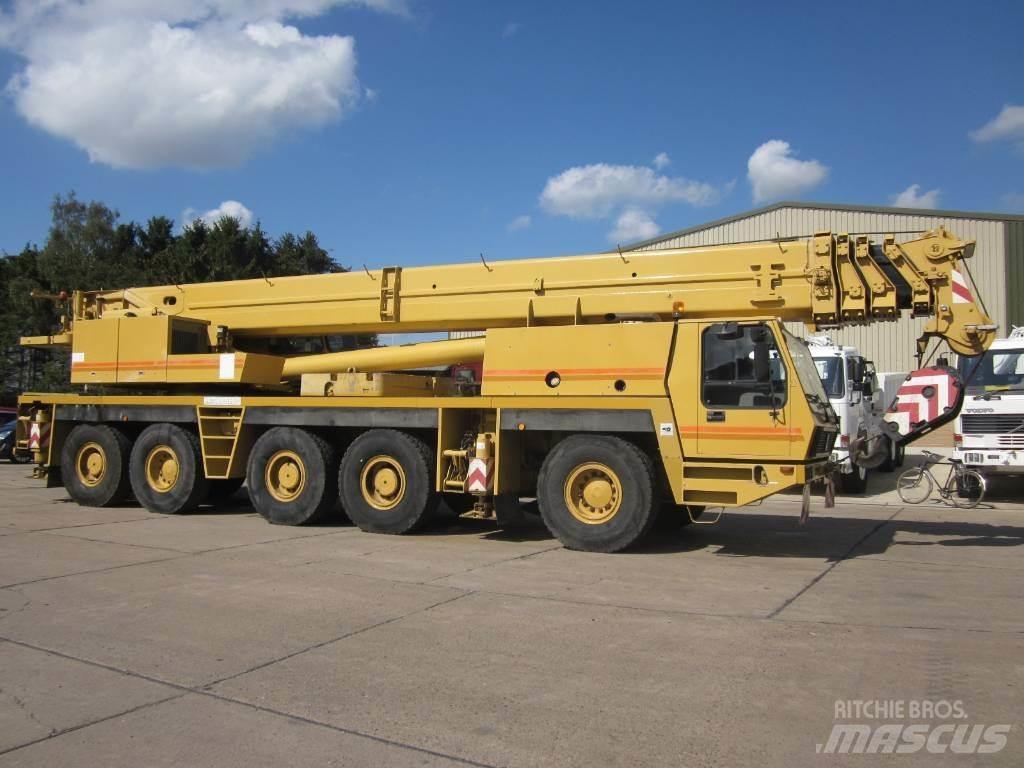 Grove GMK 5130 Mobile and all terrain cranes