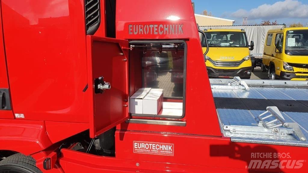 Volvo FL 12 Tow Trucks / Wreckers