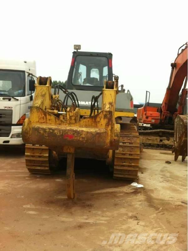 Komatsu d155a-2 Crawler dozers