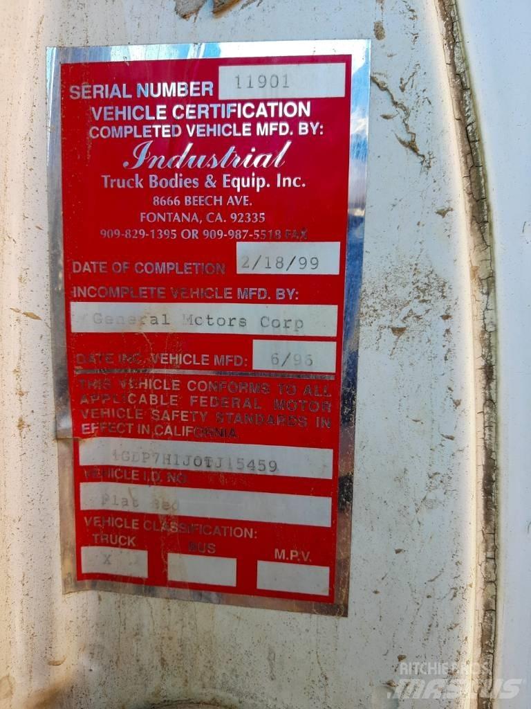 GMC C 7 Flatbed Trucks