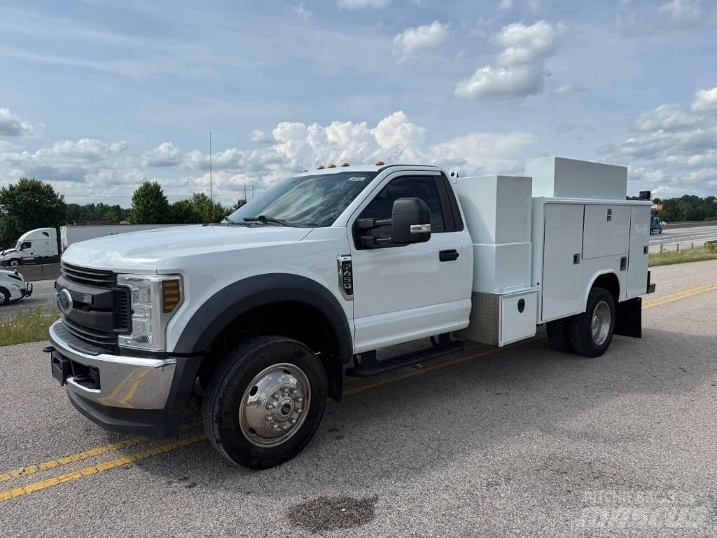 Ford F 450 Work Trucks / Municipal