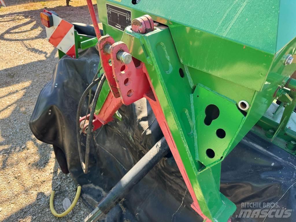 John Deere 131 Mounted and trailed mowers