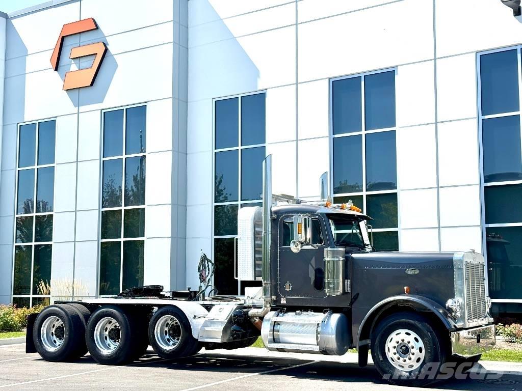 Peterbilt 379 Conventional Trucks / Tractor Trucks